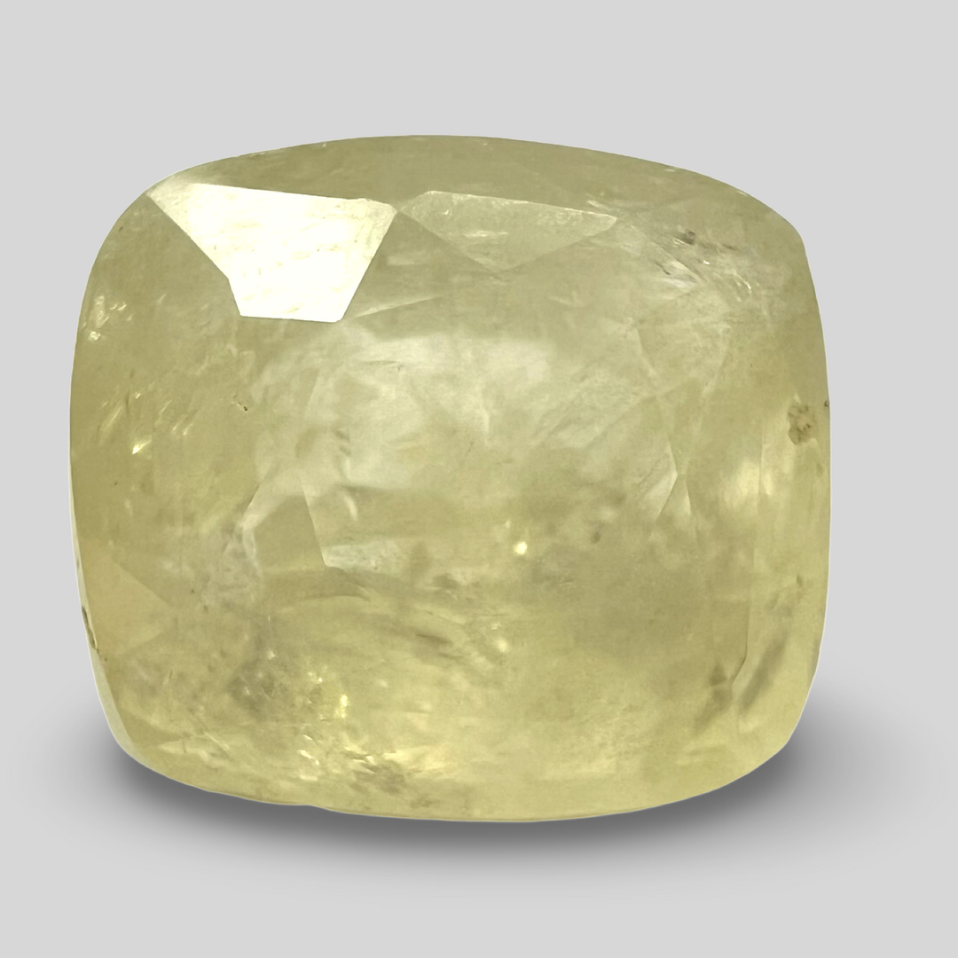 Yellow sapphire Pukhraj 7.70cts (62/739)