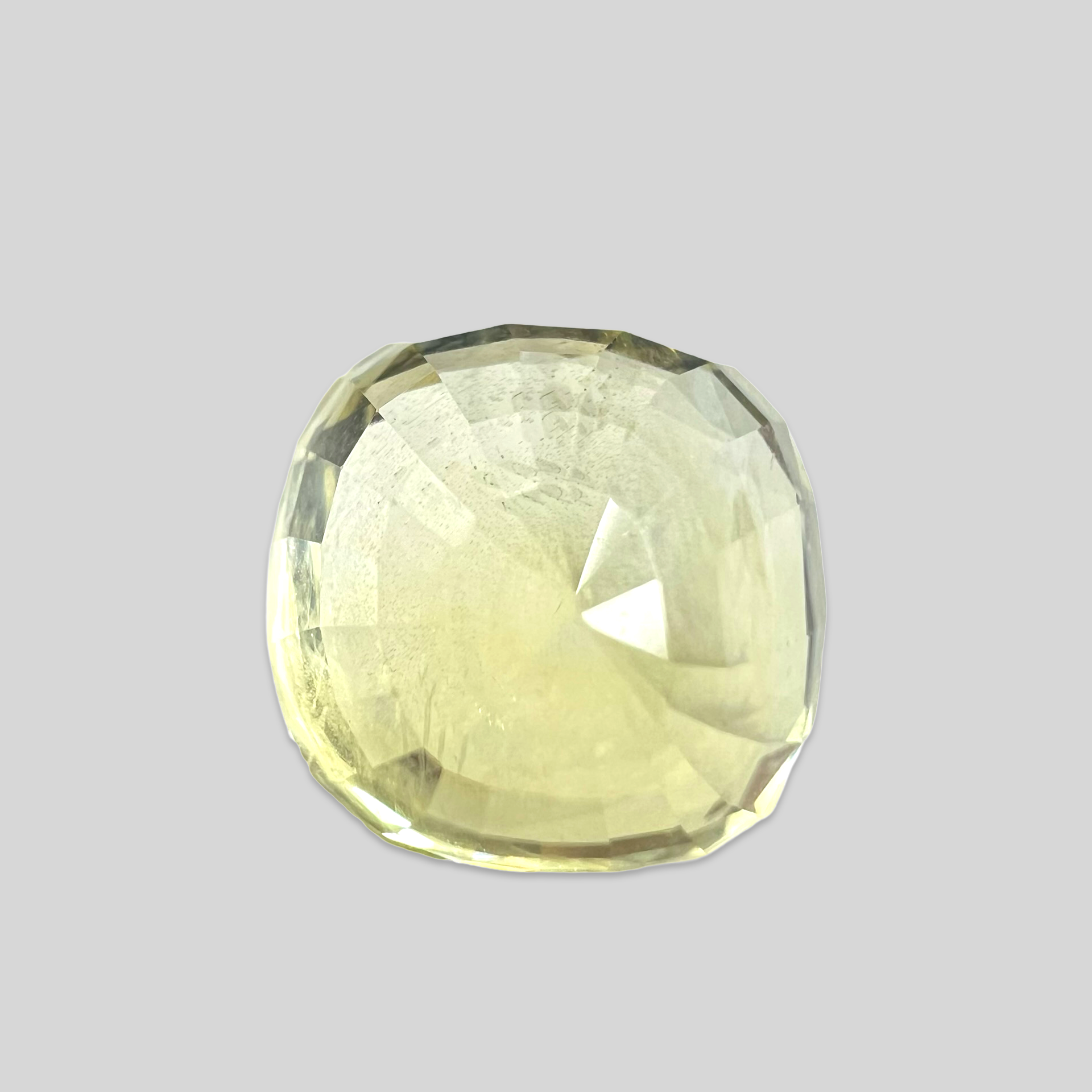 Yellow sapphire Pukhraj 8.86cts (52/619