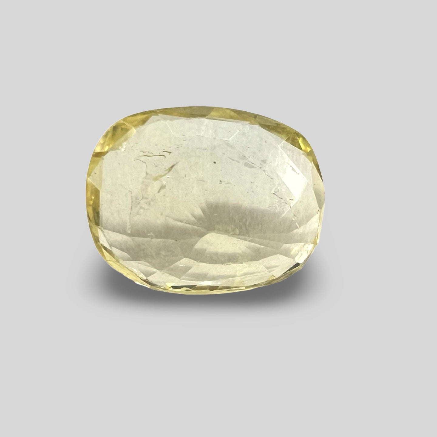 Yellow sapphire Pukhraj 4.03cts (9/99