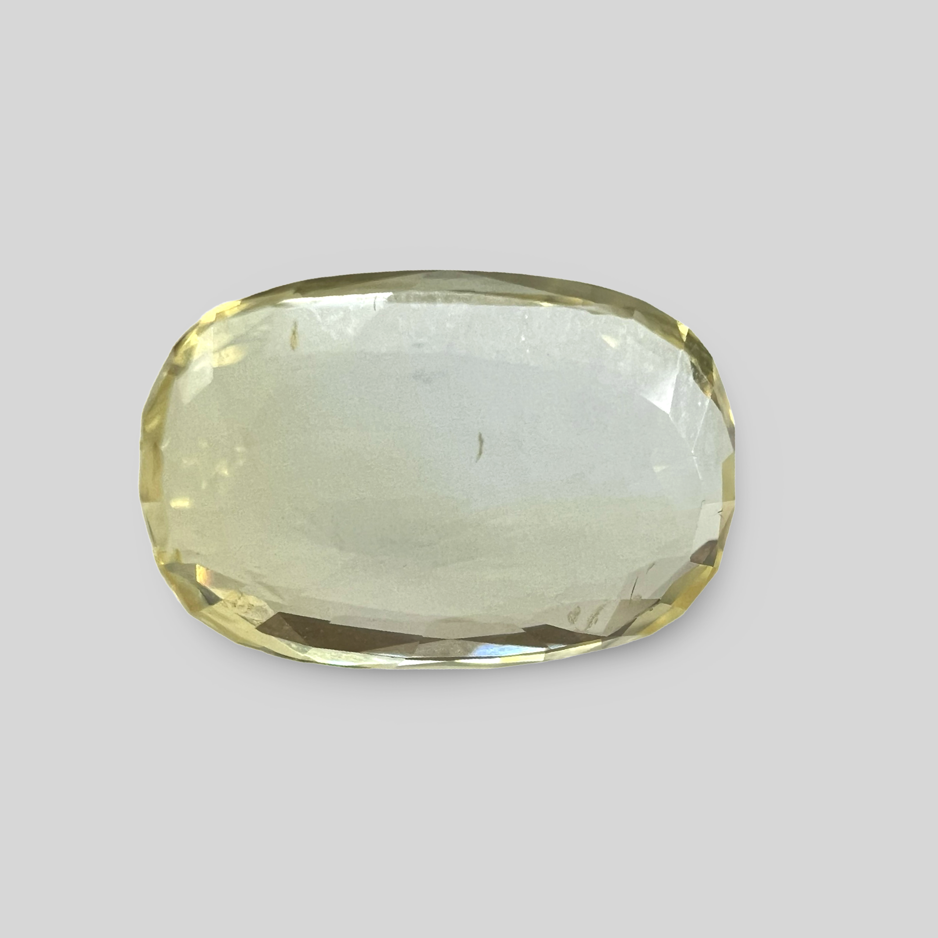 Yellow sapphire Pukhraj 4.51cts (17/202)