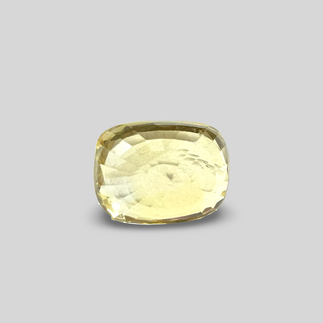 Yellow sapphire Pukhraj 4.68cts (19/224)