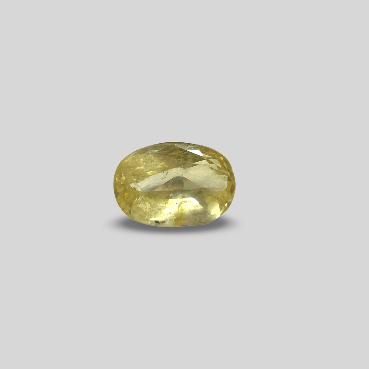 Yellow sapphire Pukhraj 4.40cts (18/210)