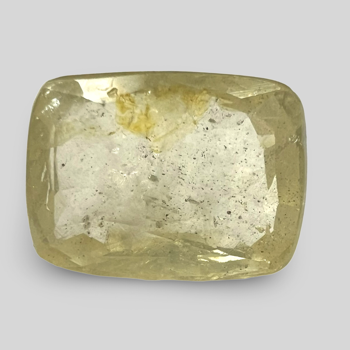 Yellow sapphire Pukhraj 7.68cts (62/749)