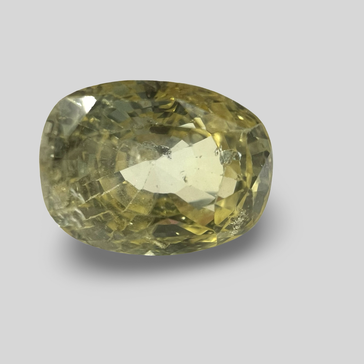 Yellow sapphire Pukhraj 5.25cts (17/193)