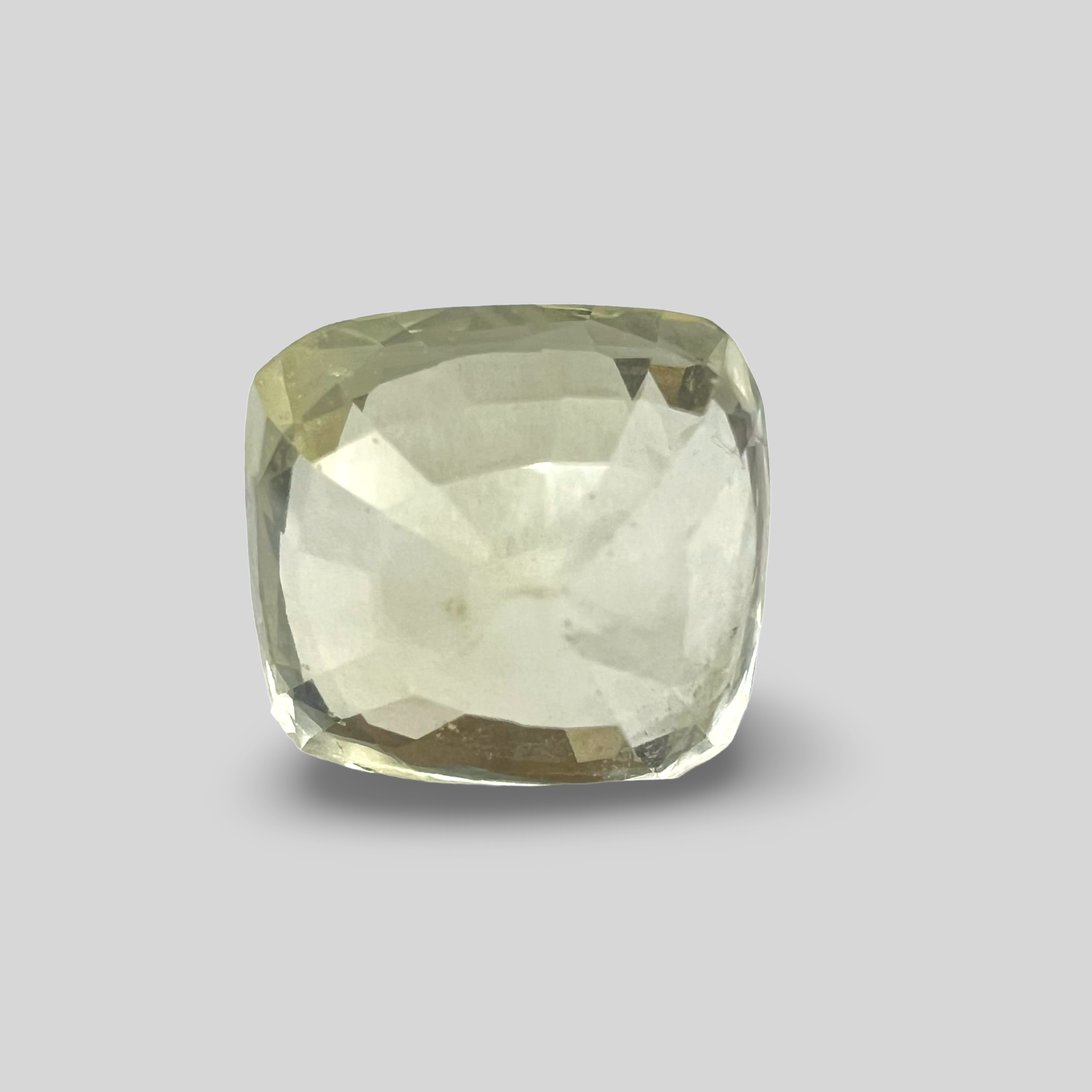 Yellow sapphire Pukhraj 7.19cts (43/512