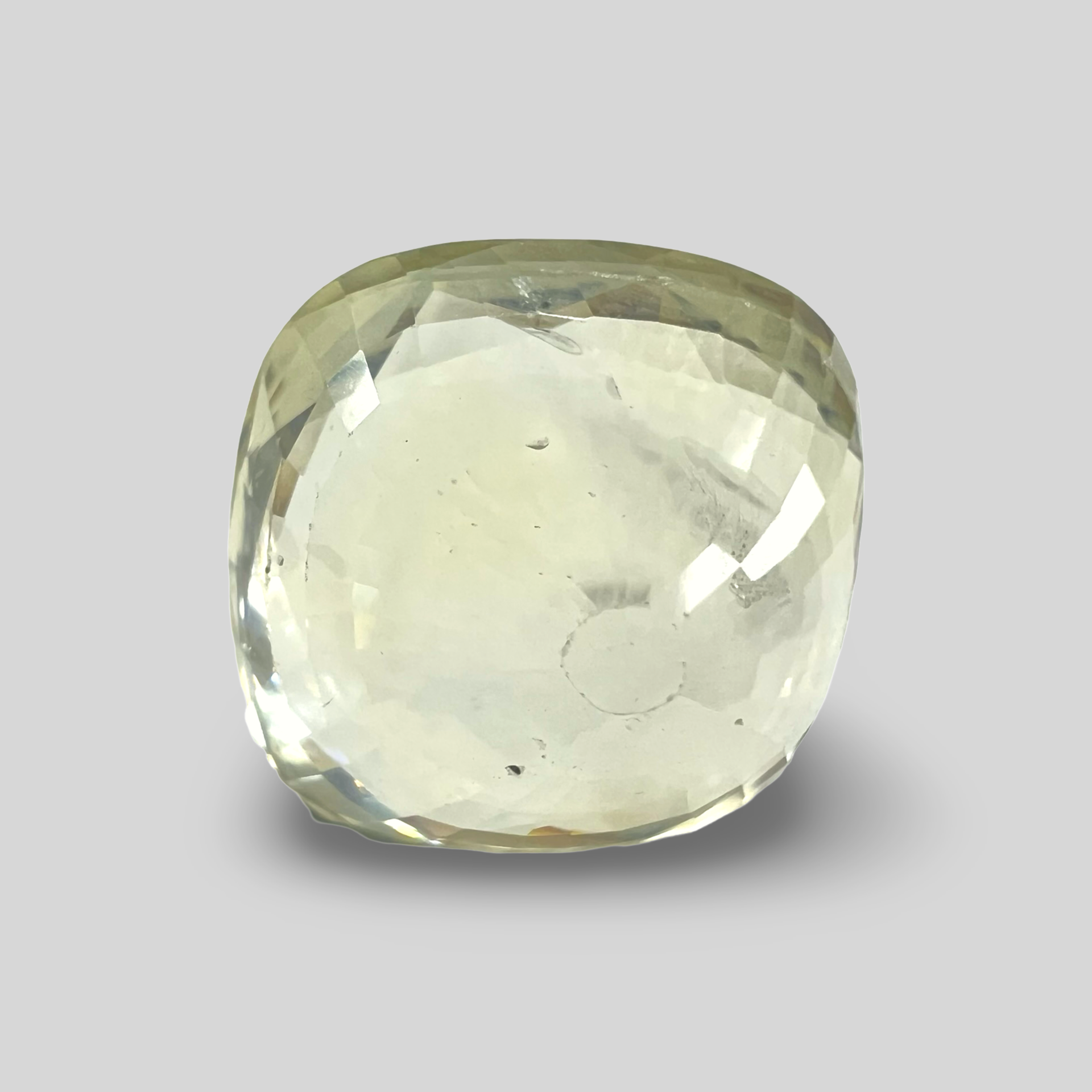 Yellow sapphire Pukhraj 12.87cts (52/616)