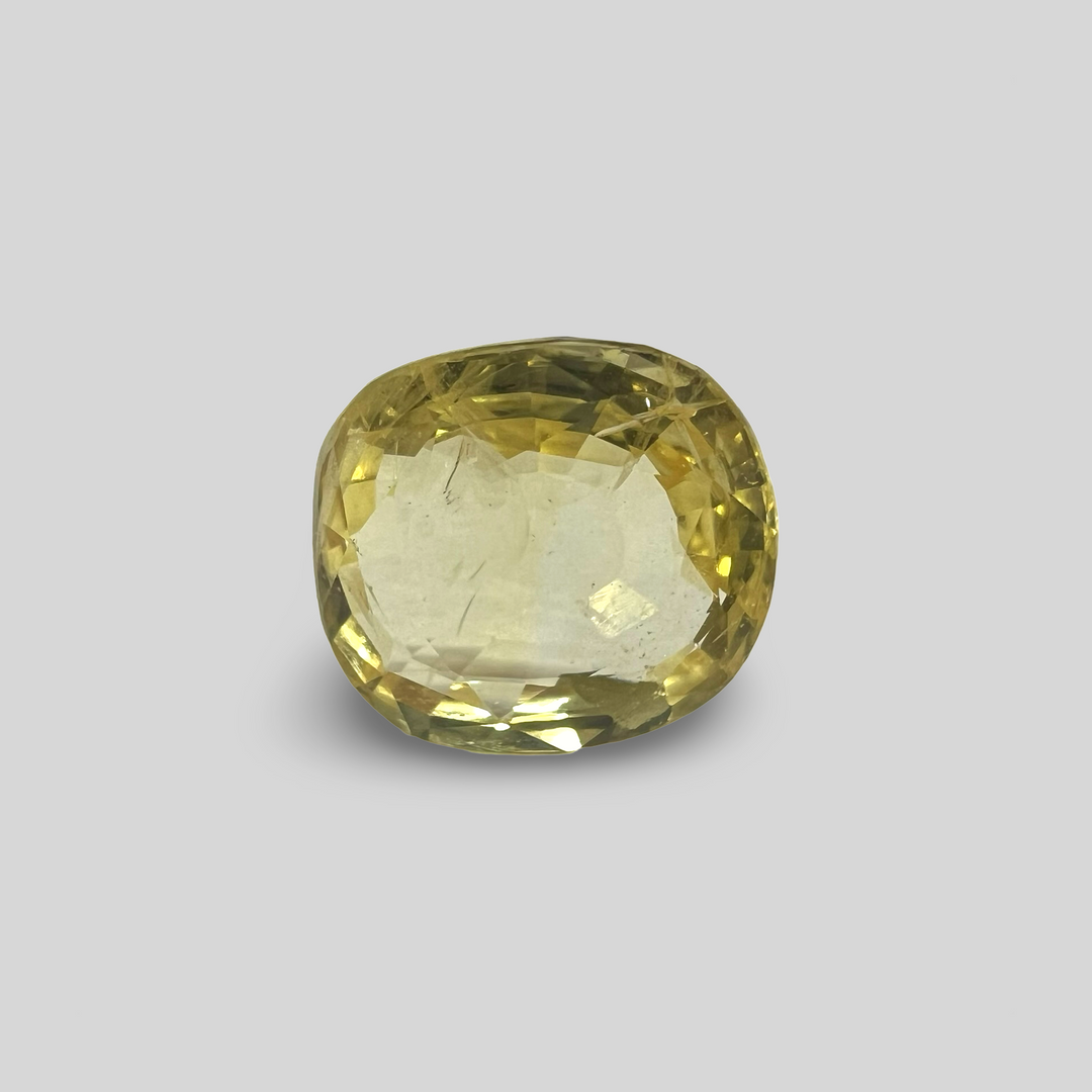 Yellow sapphire Pukhraj 3.86cts (8/94