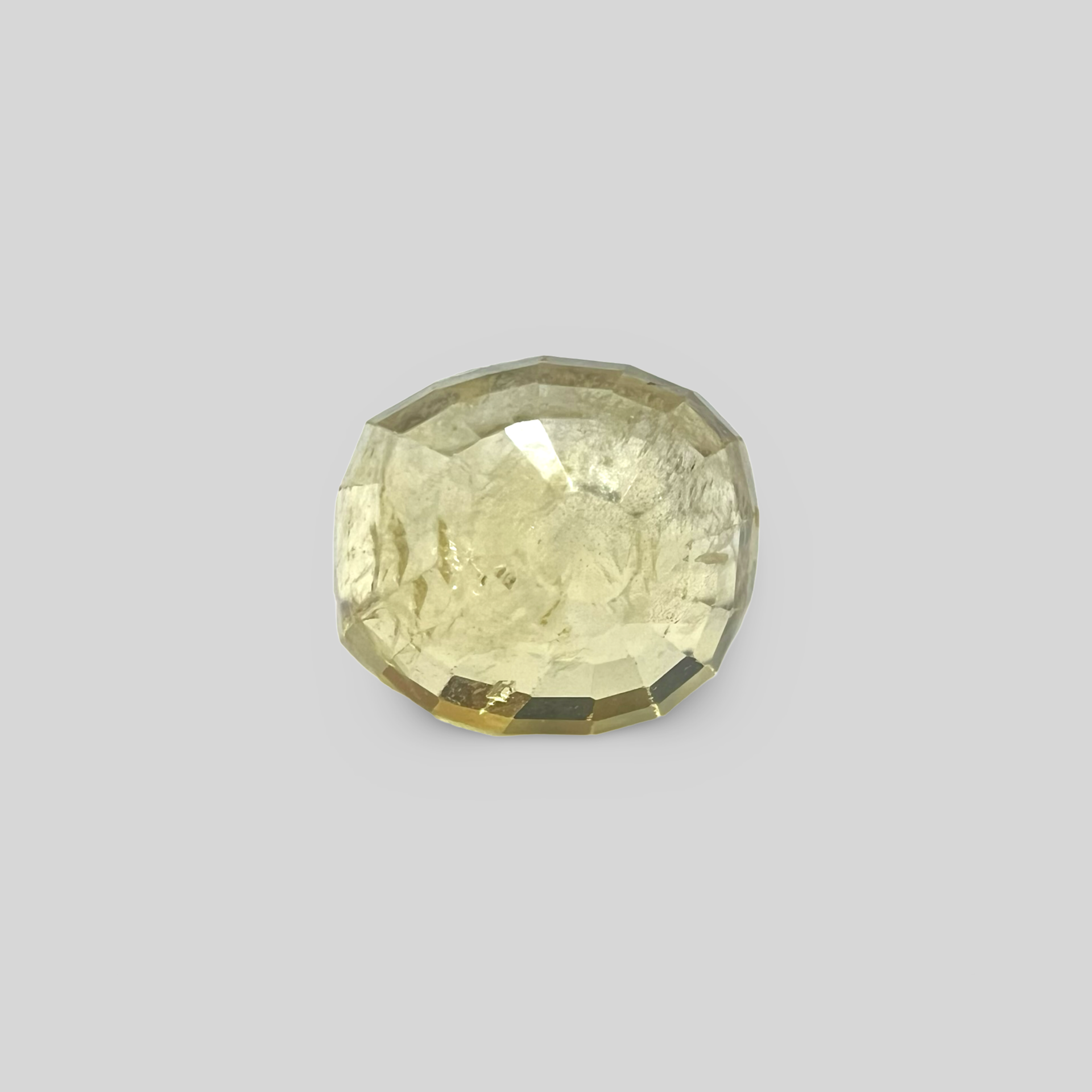 Yellow sapphire Pukhraj 4.24cts (8/89