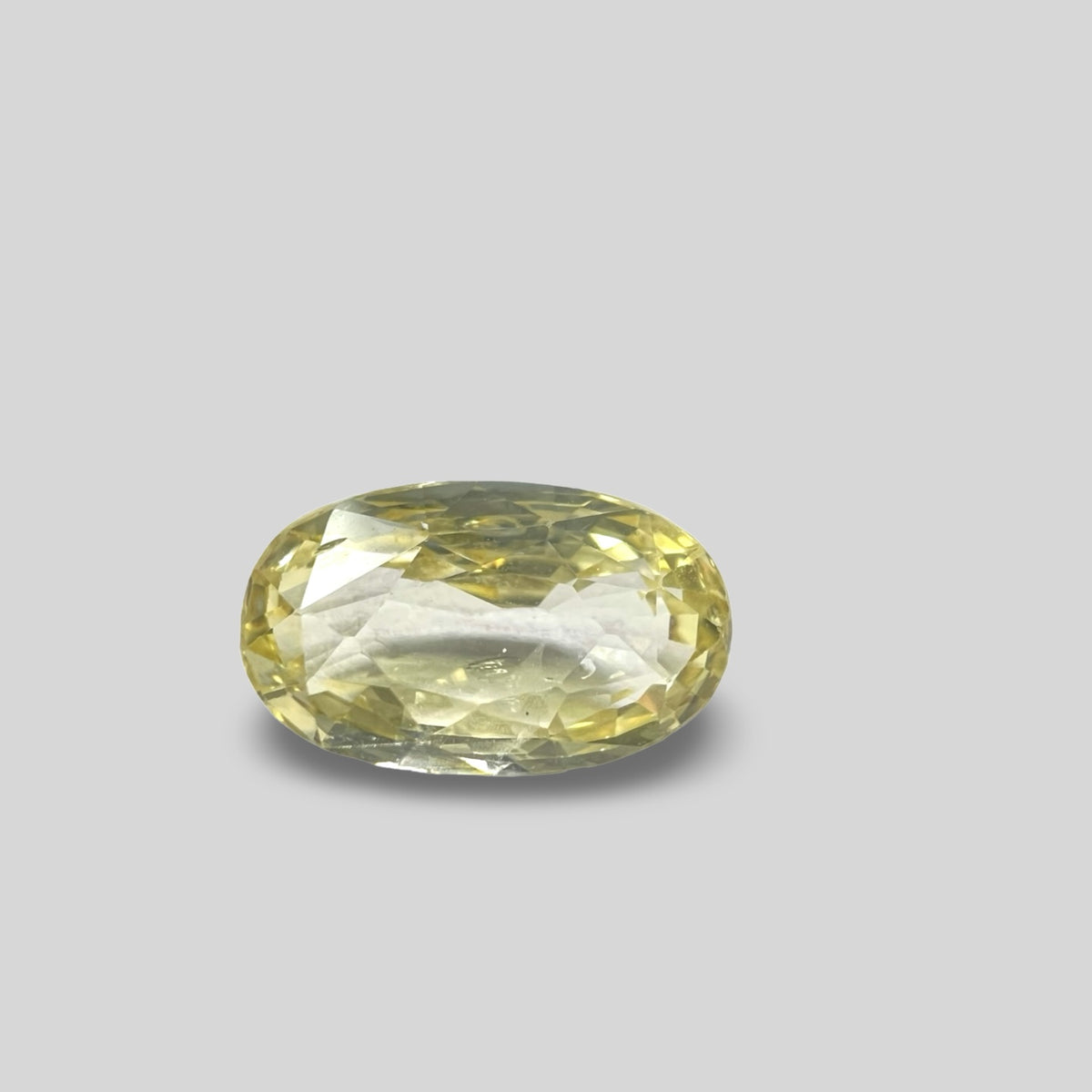 Yellow sapphire Pukhraj 3.59cts (9/103