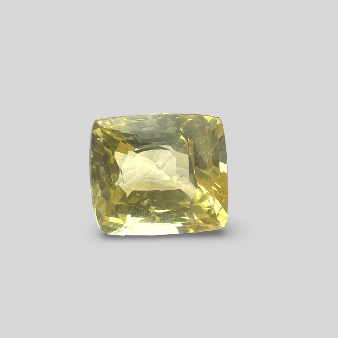 Yellow sapphire Pukhraj 6.23cts (37/440