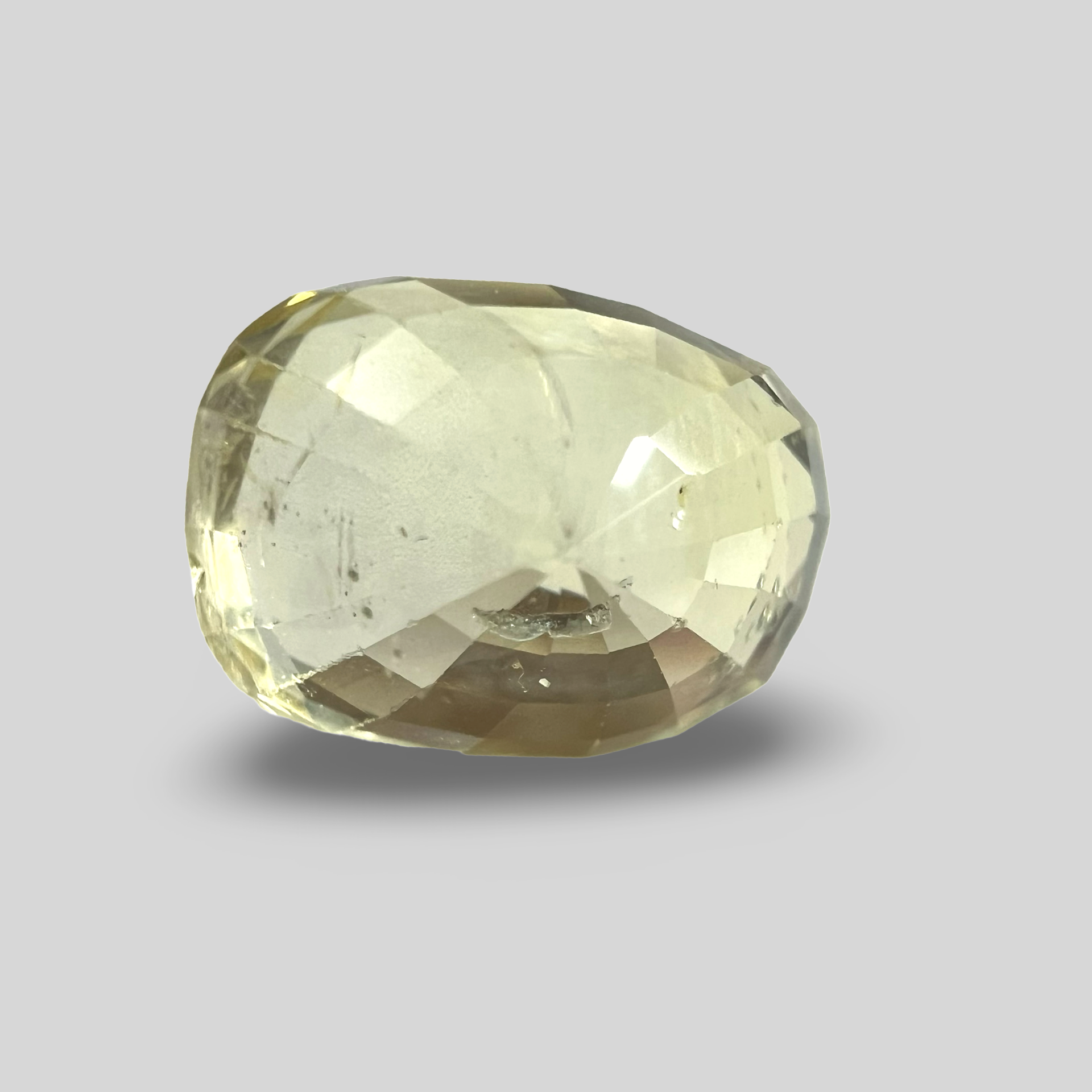 Yellow sapphire Pukhraj 5.25cts (17/193)