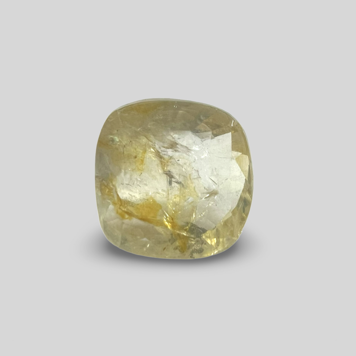 Yellow sapphire Pukhraj 5.68cts (23/275