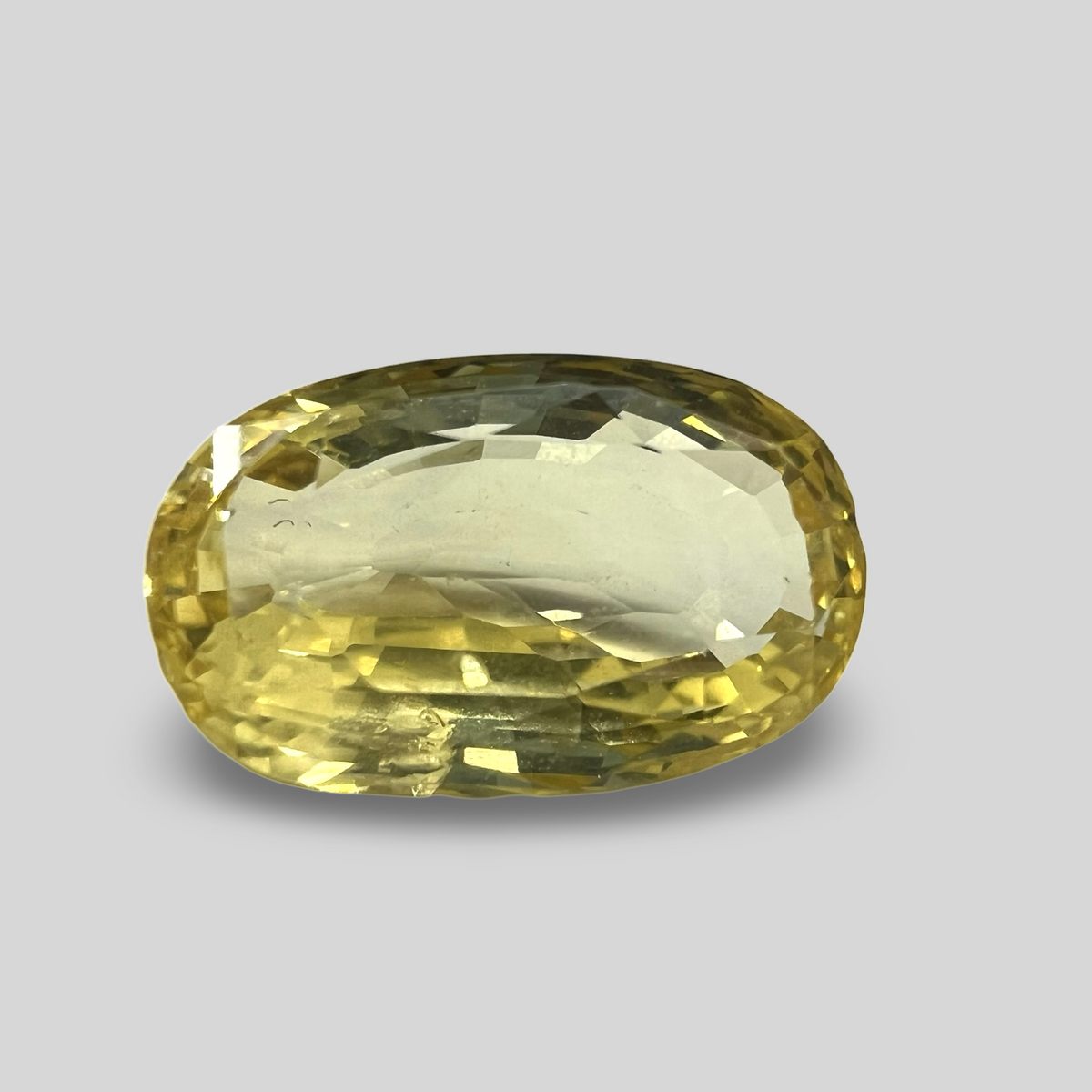 Yellow sapphire Pukhraj 5.05cts (17/197)