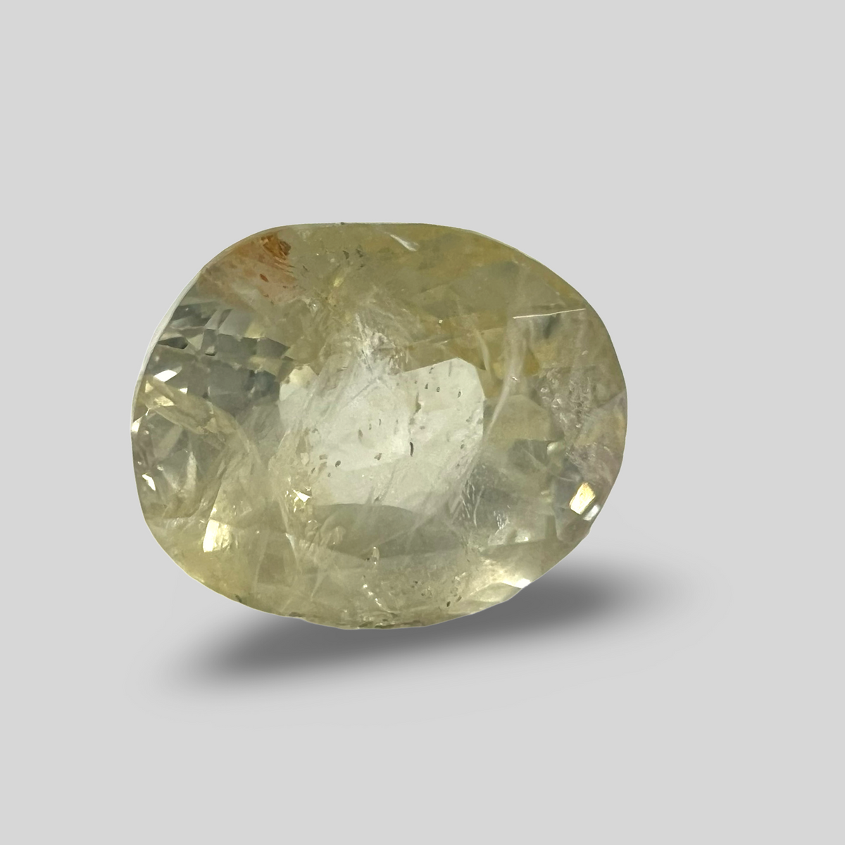 Yellow sapphire Pukhraj 6.23cts (35/410)