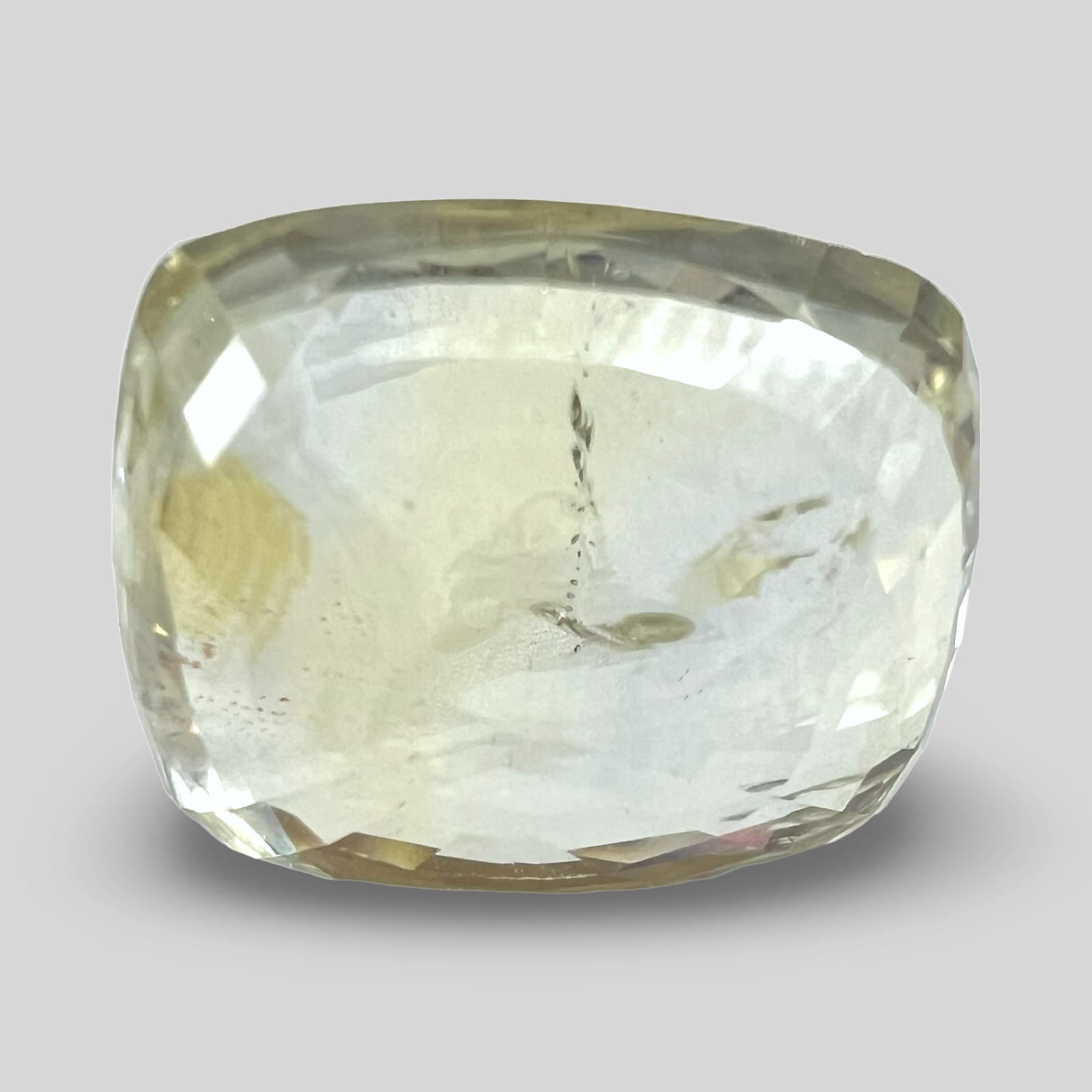 Yellow sapphire Pukhraj 10.24cts (59/699