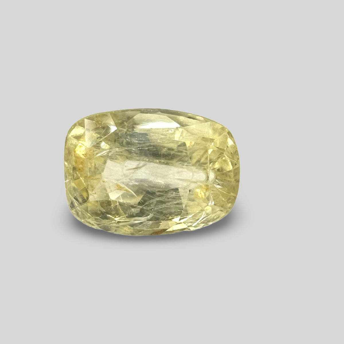 Yellow sapphire Pukhraj 3.56cts (9/105