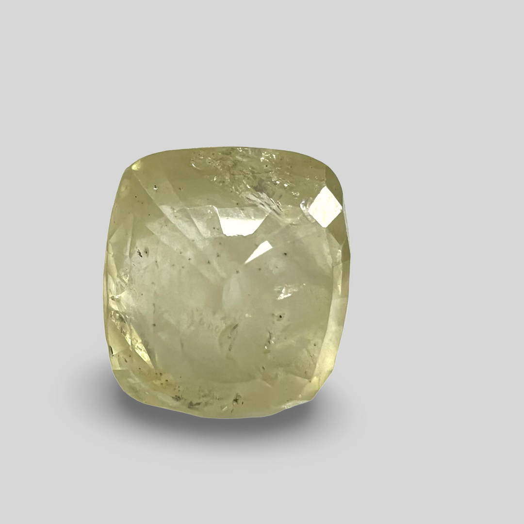 Yellow sapphire Pukhraj 7.74cts (39/466)