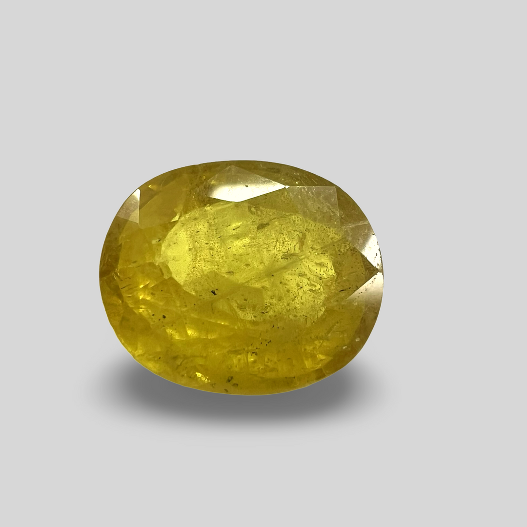 Yellow sapphire Pukhraj 4.72cts (22/256)