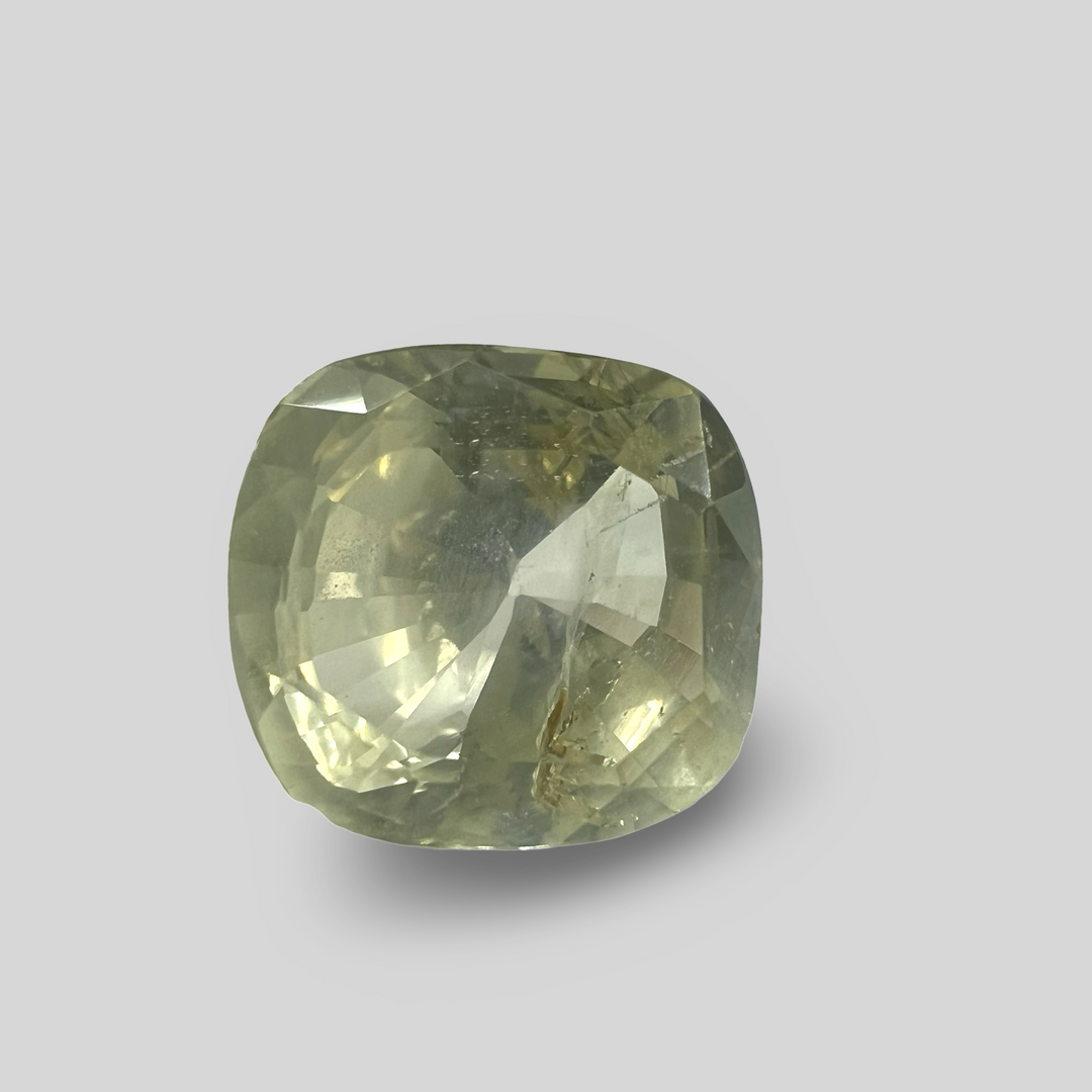 Yellow sapphire Pukhraj 4.95cts (40/474)