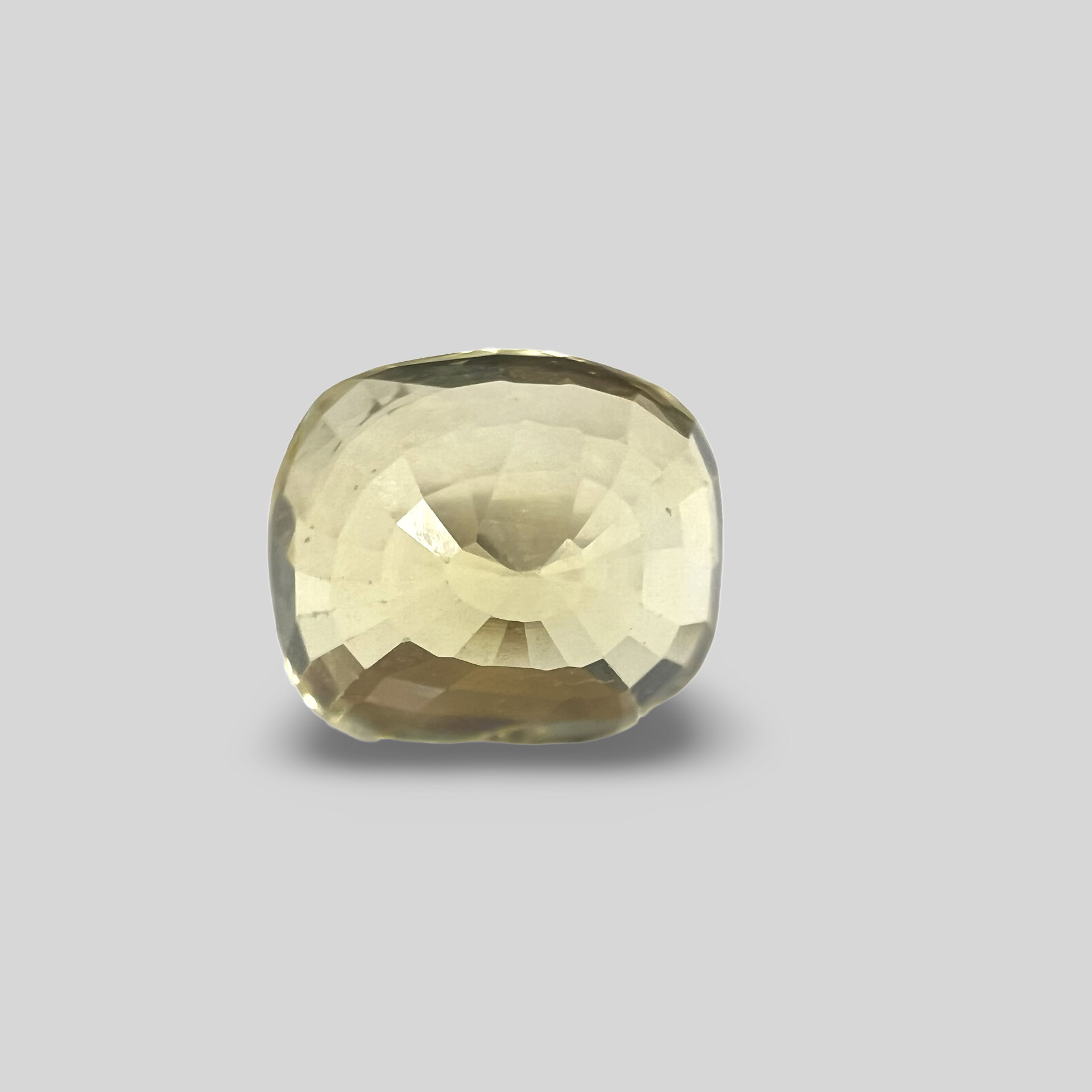 Yellow sapphire Pukhraj 4.36cts (8/86