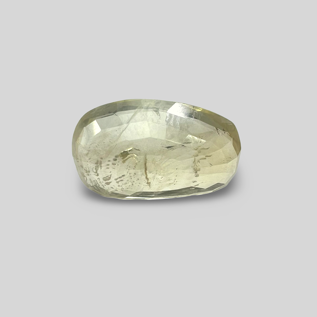 Yellow sapphire Pukhraj 6.40cts (31/372