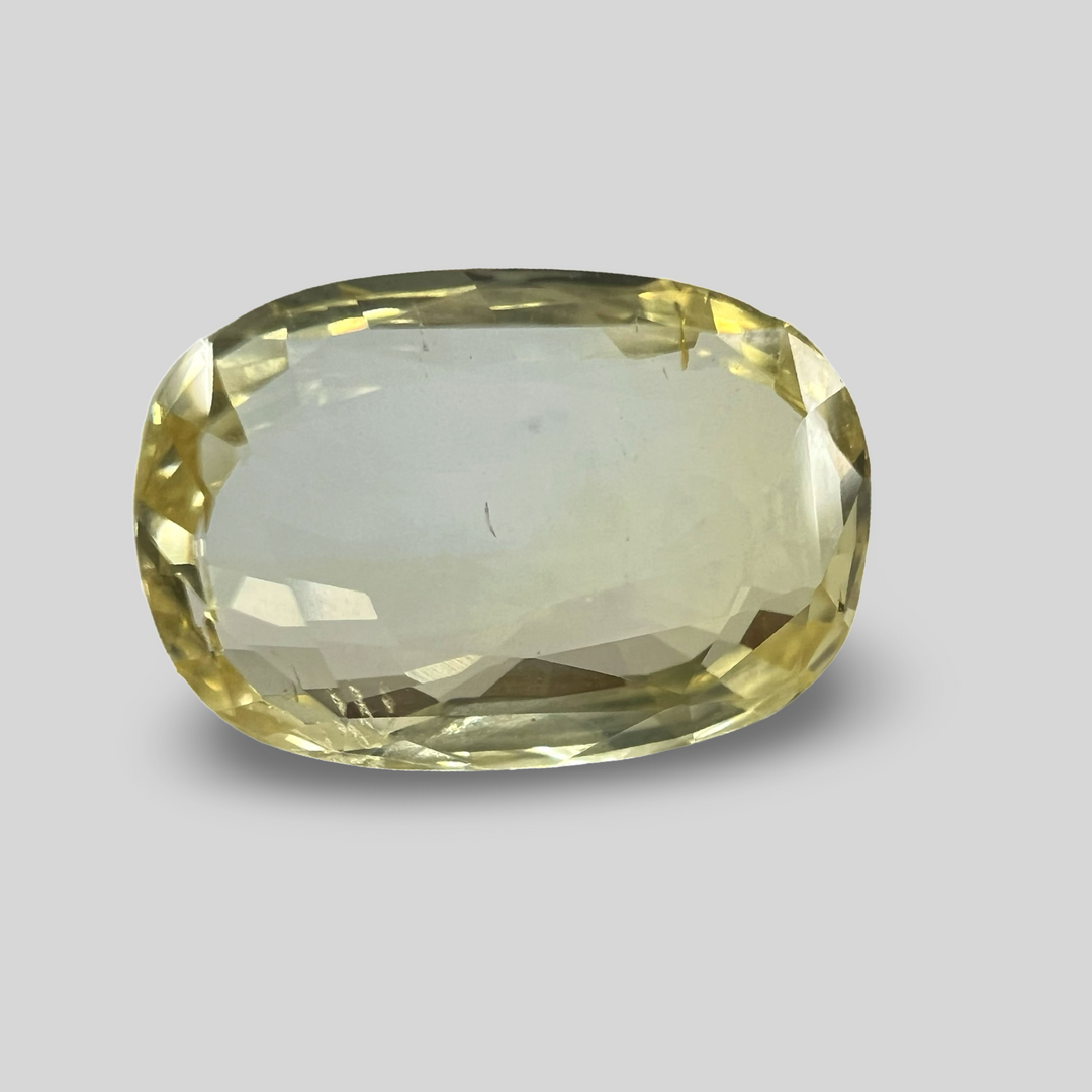 Yellow sapphire Pukhraj 4.51cts (17/202)