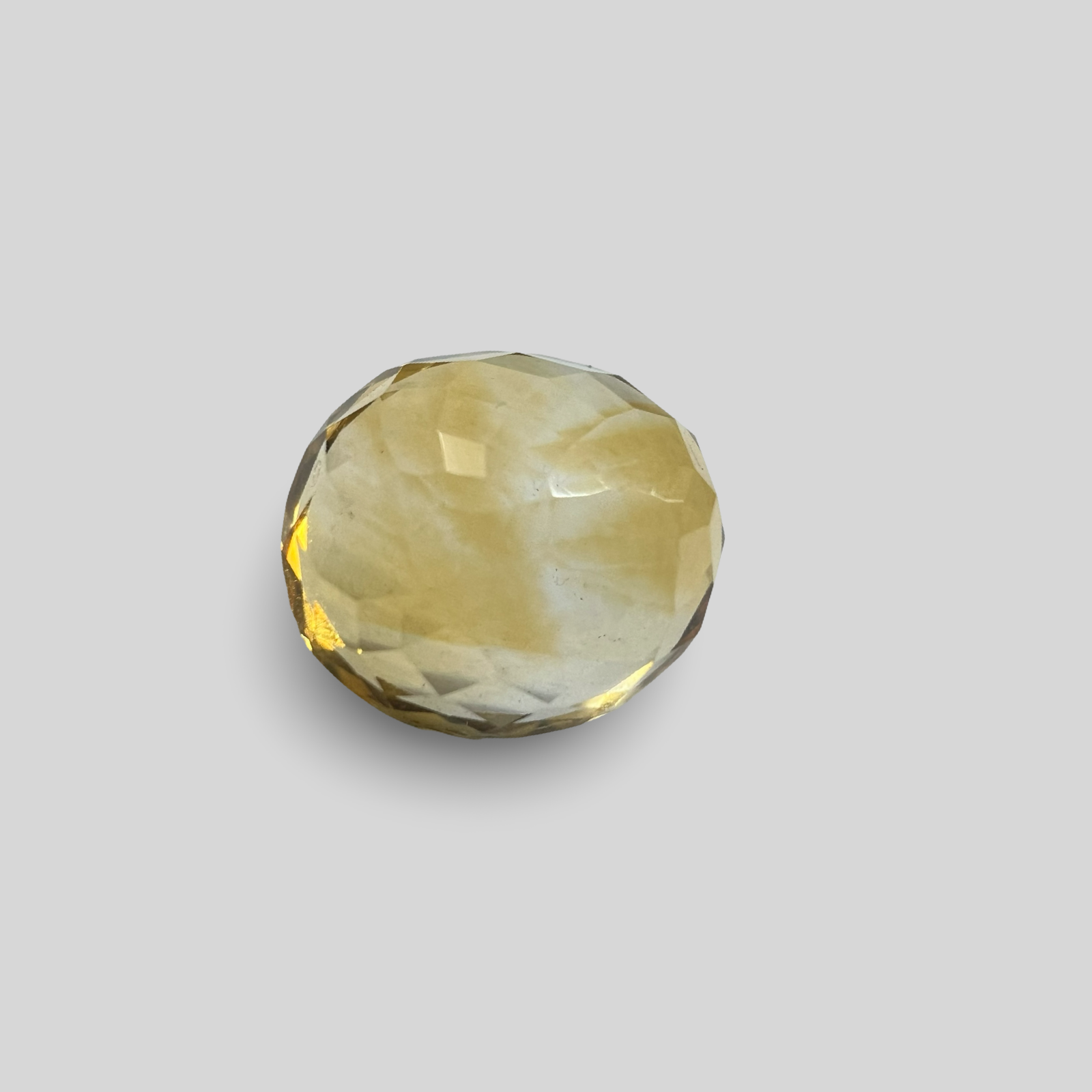 Natural Topaz 5.54cts (1/2)