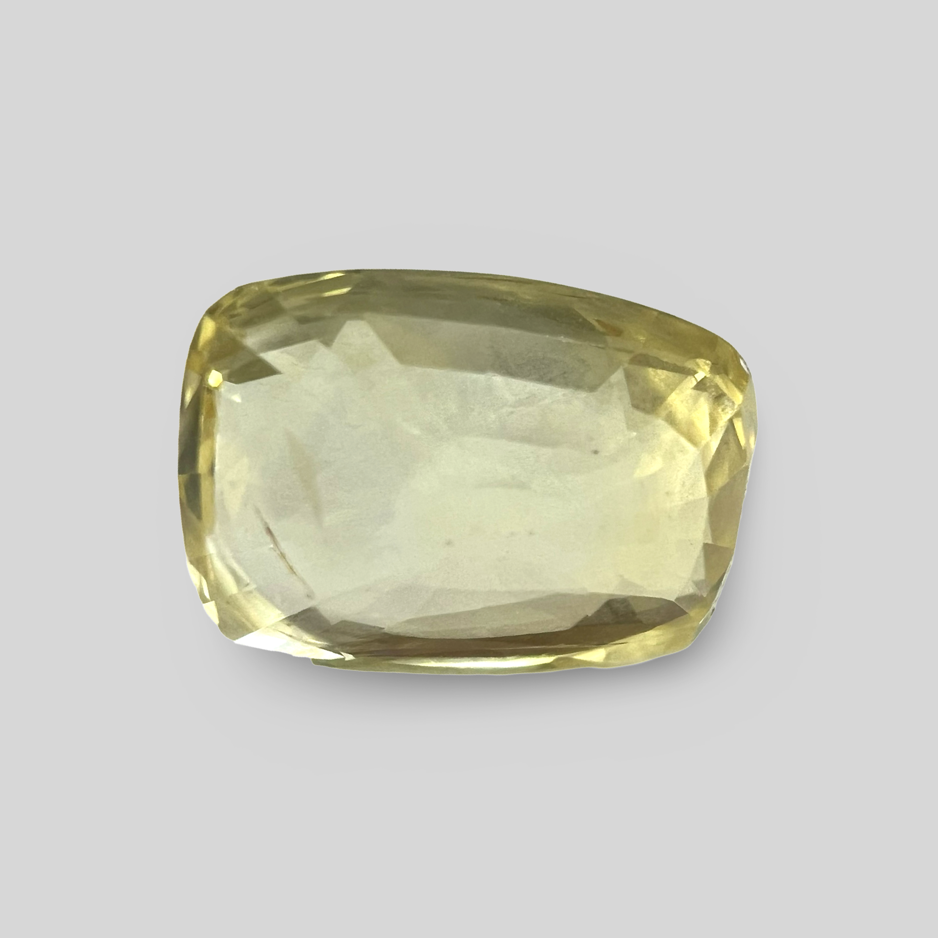 Yellow sapphire Pukhraj 4.81cts  (17/201