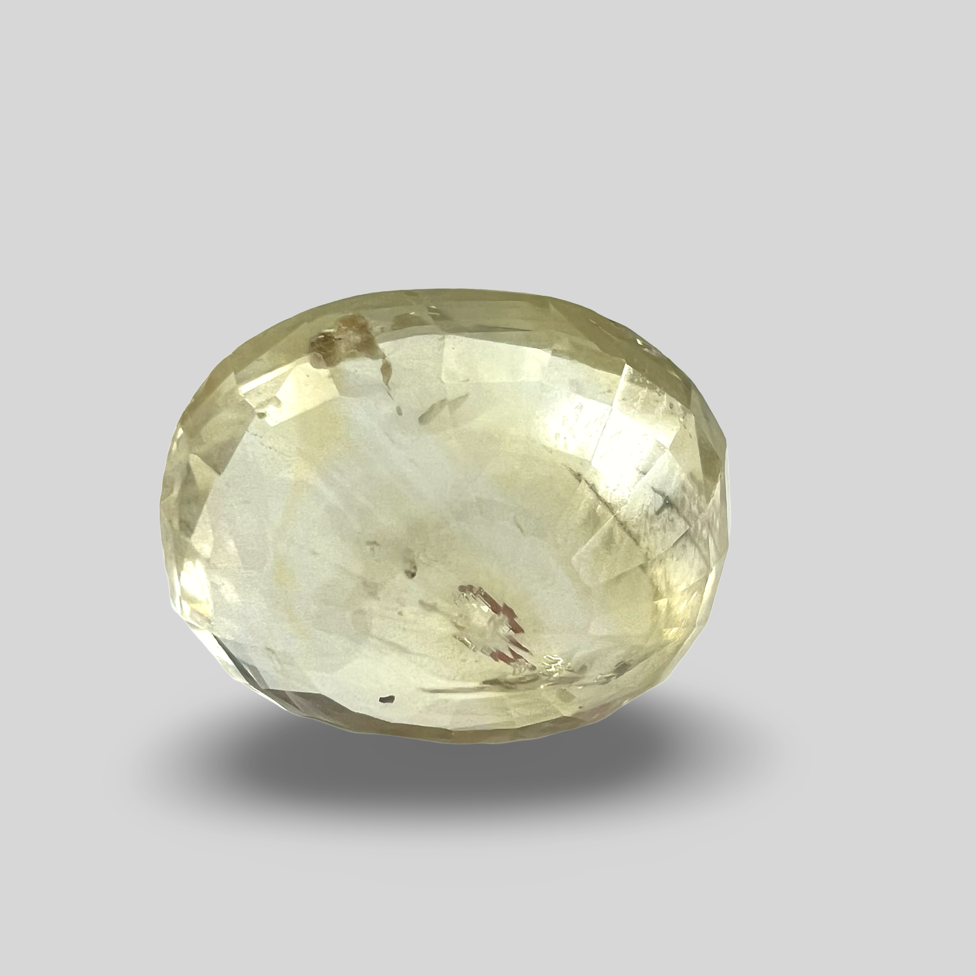 Yellow sapphire Pukhraj 4.86cts (40/472)