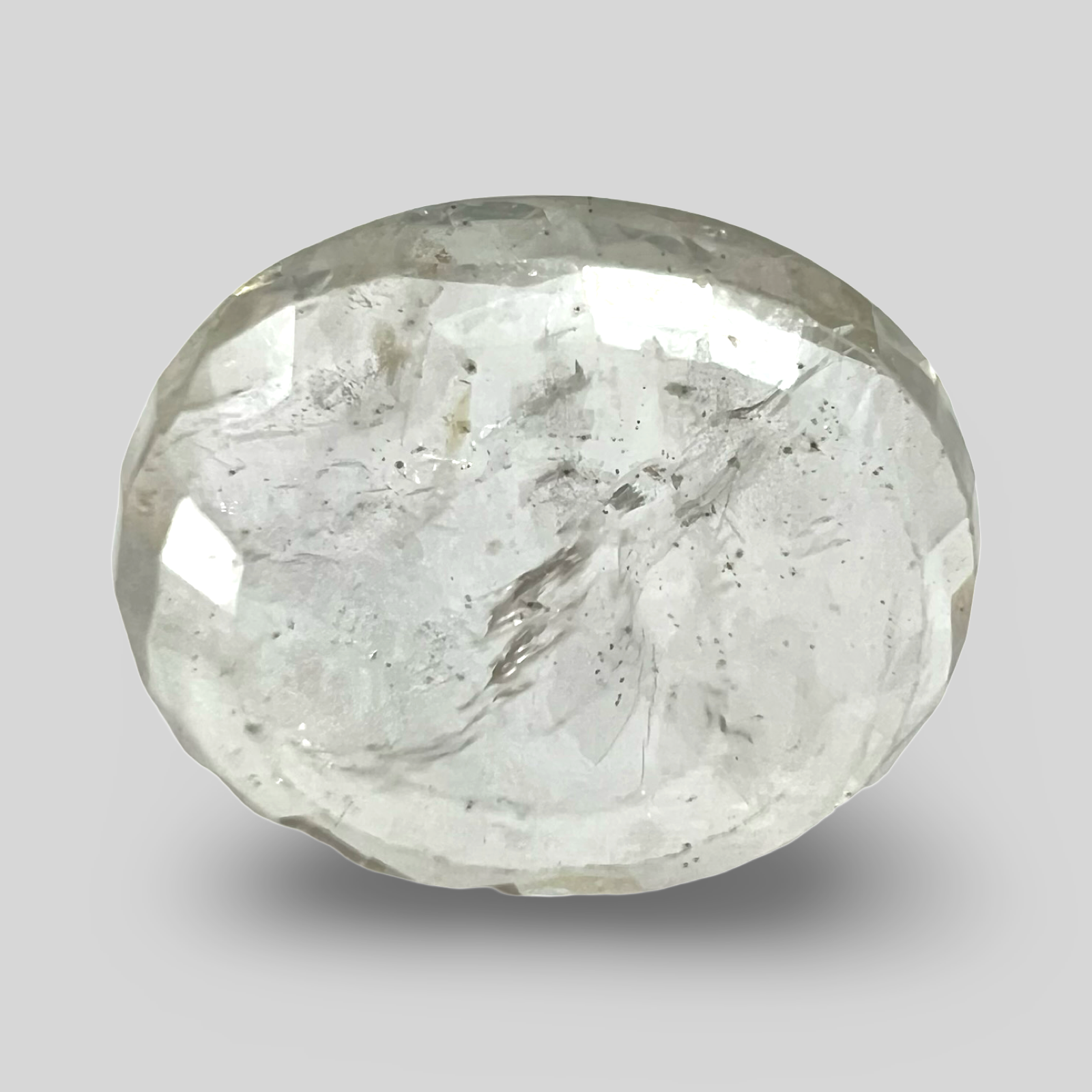 White sapphire 10.15cts (59/705)