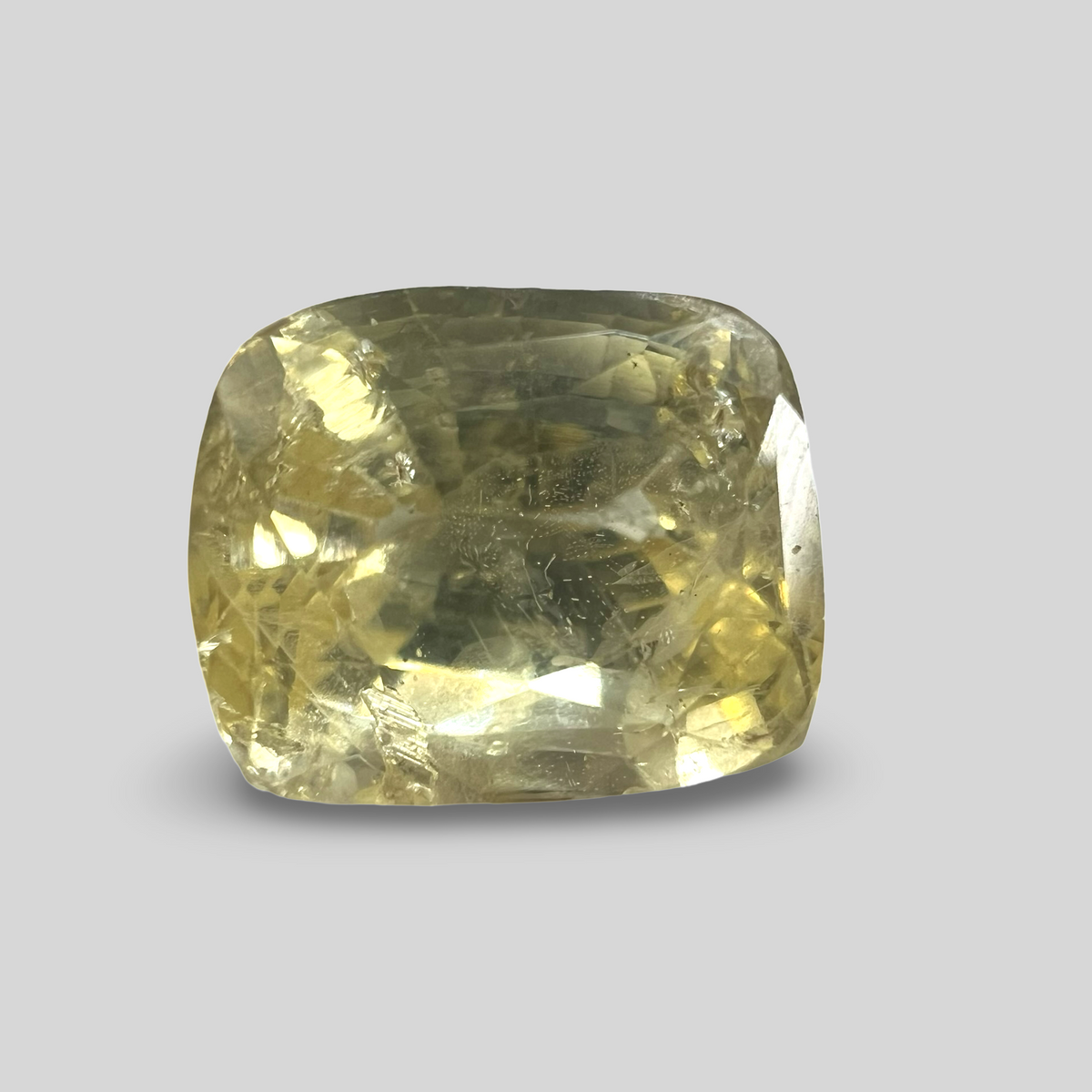 Yellow sapphire Pukhraj 5.00cts (17/198)