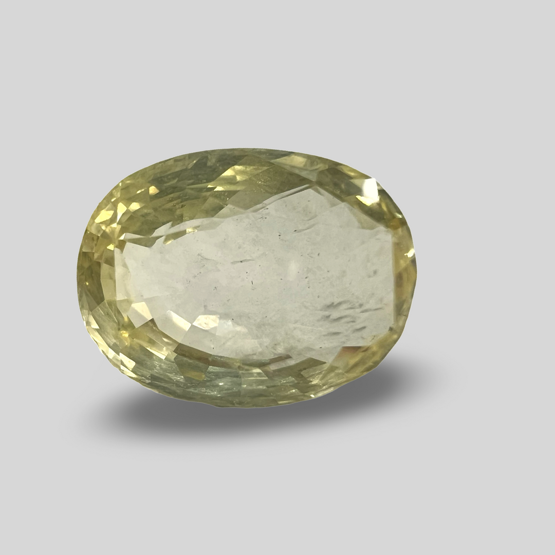 Yellow sapphire Pukhraj 7.66cts (44/522)