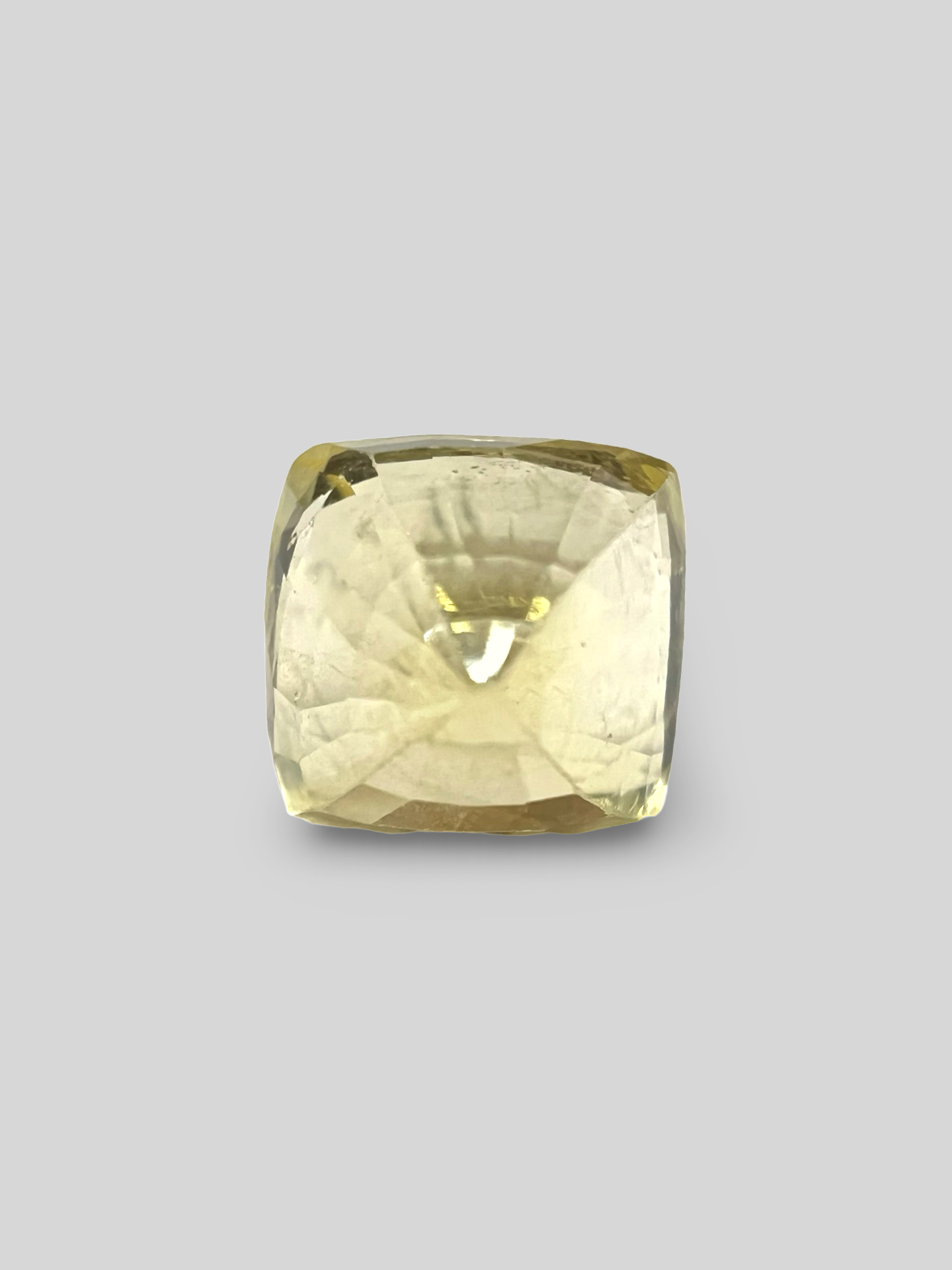 Yellow sapphire Pukhraj 5.23cts (55/659