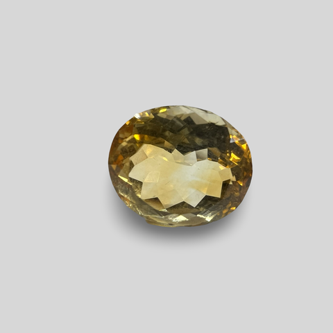 Natural Topaz 5.54cts (1/2)